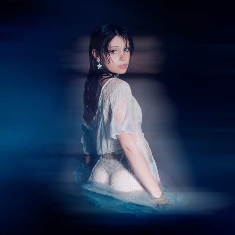 MIA RODRIGUEZ DROPS SPARKLING NEW SINGLE ‘POISON IVY’